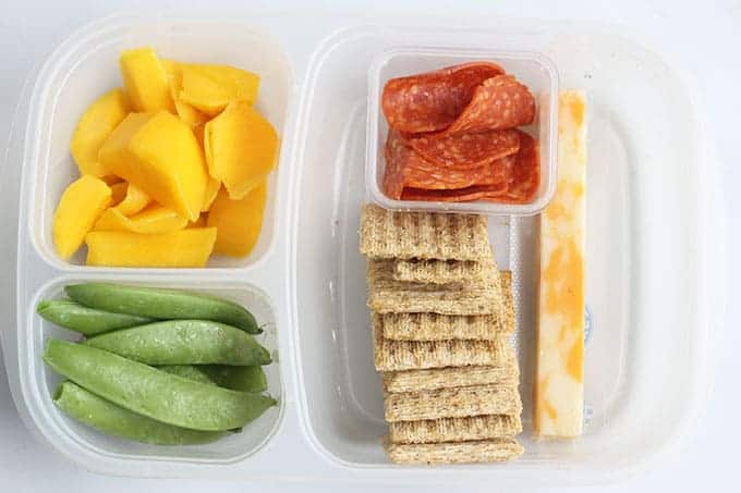 cheese-and-crackers-school-lunch