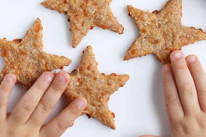 star-cheese-crackers